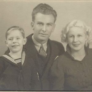 Meet your Posher, Leslie